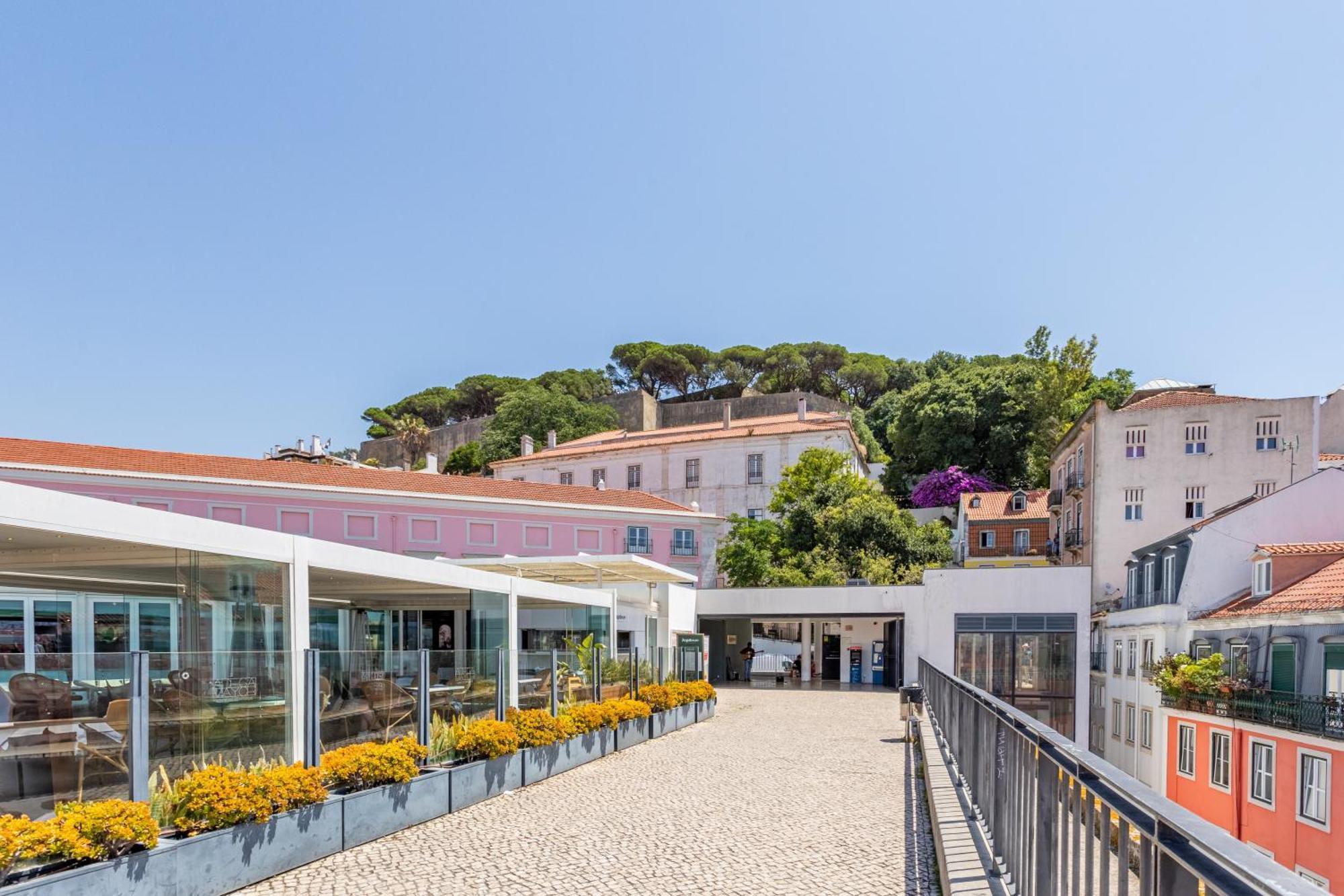 Gralhas Suites Lisbon Bagian luar foto