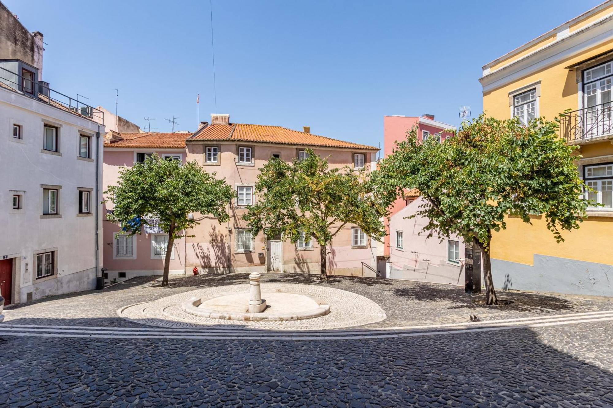 Gralhas Suites Lisbon Bagian luar foto