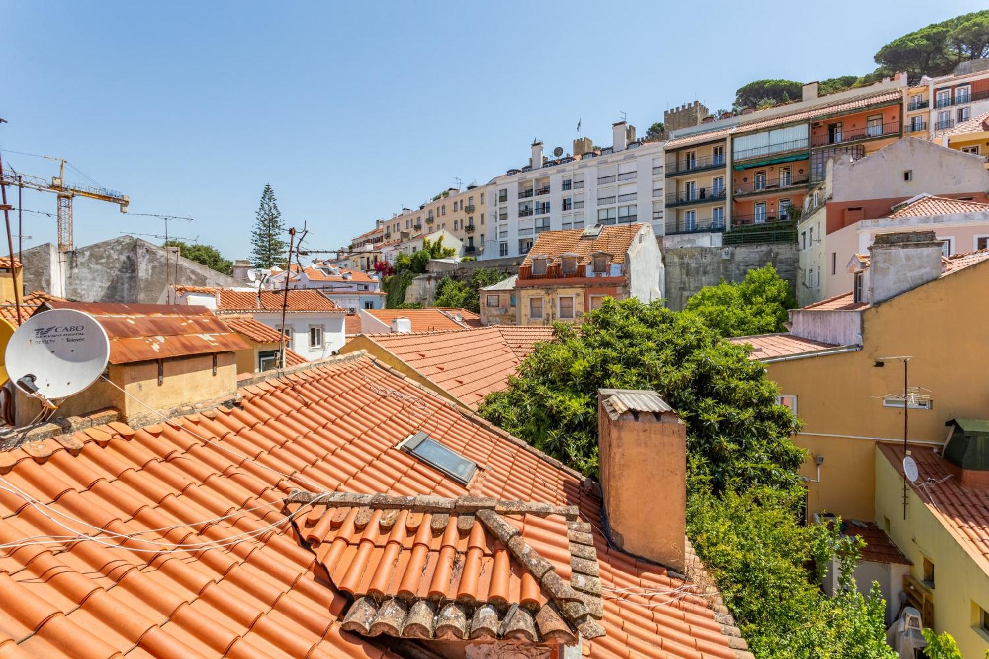 Gralhas Suites Lisbon Bagian luar foto