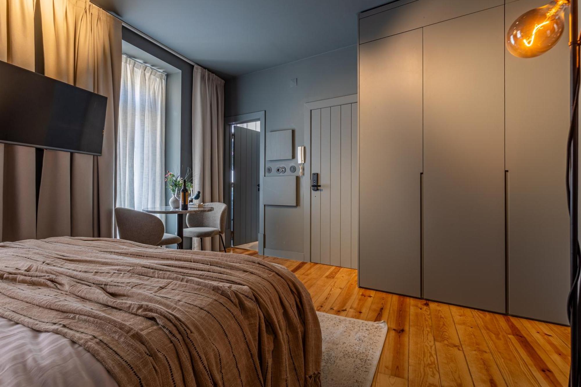 Gralhas Suites Lisbon Bagian luar foto