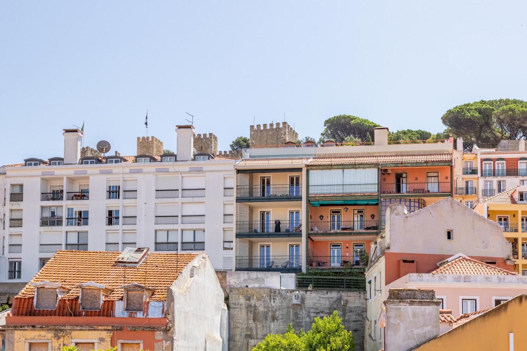 Gralhas Suites Lisbon Bagian luar foto