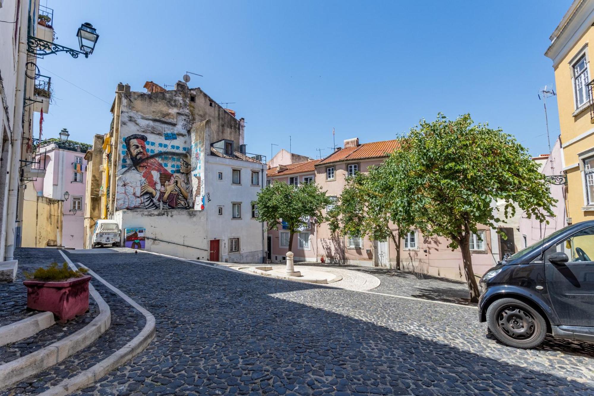 Gralhas Suites Lisbon Bagian luar foto